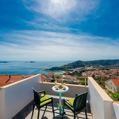 Vista Al Mar